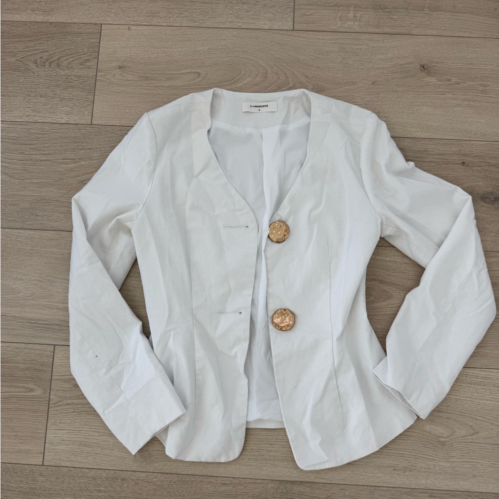 Commense White Blazer with Gold Accents
